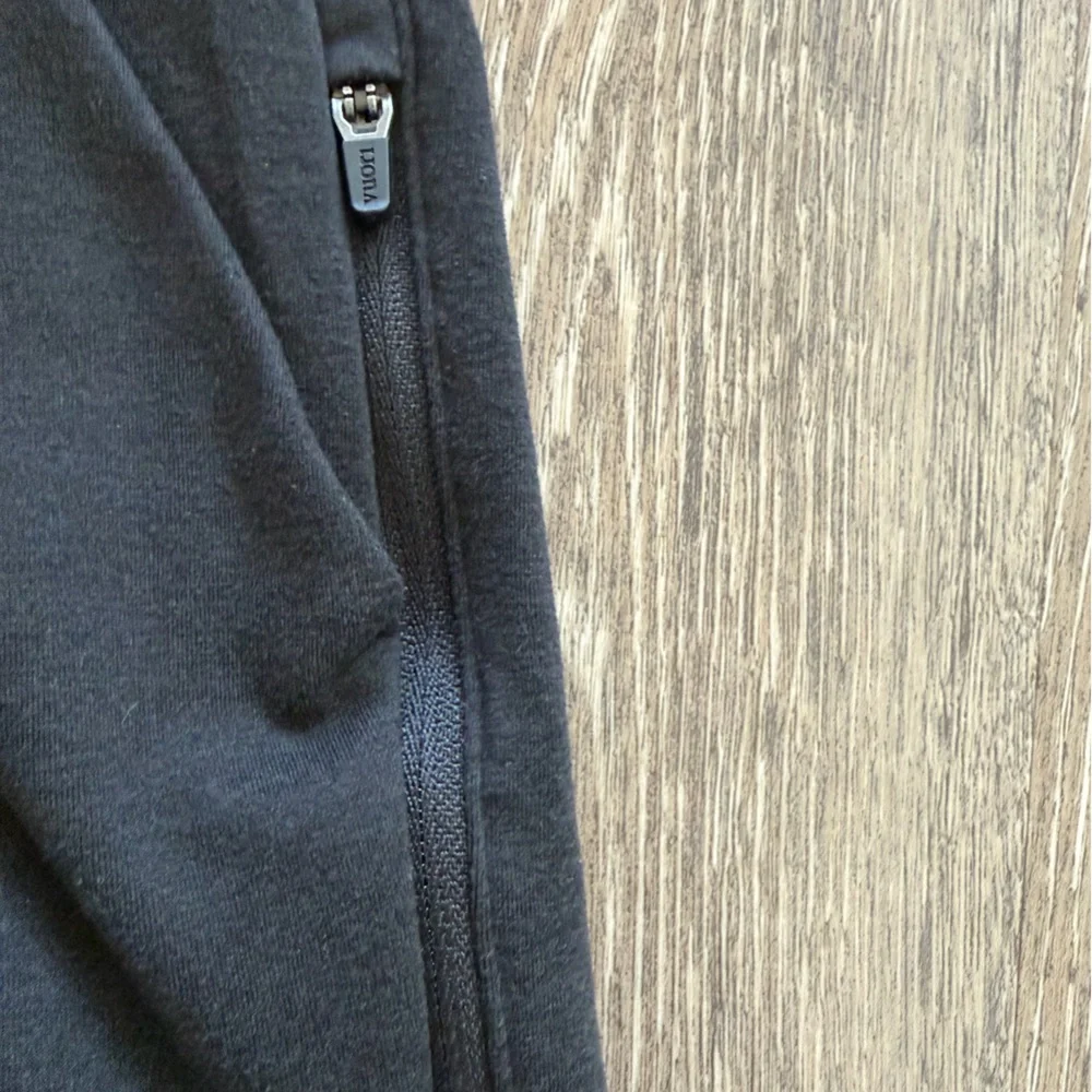 Vuori Coronado sweatpant - Picture 3 of 5